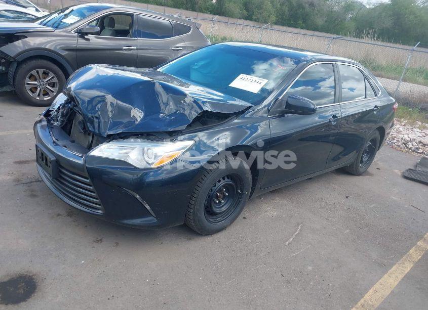 Photo 2 of 2015 Toyota Camry LE (VIN 4T4BF1FK0FR507537)