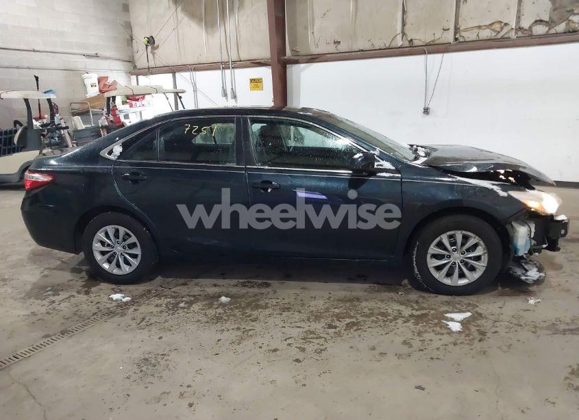 Photo 14 of 2015 Toyota Camry LE (VIN 4T4BF1FK0FR508185)