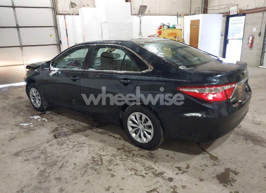 Photo 3 of 2015 Toyota Camry LE (VIN 4T4BF1FK0FR508185)