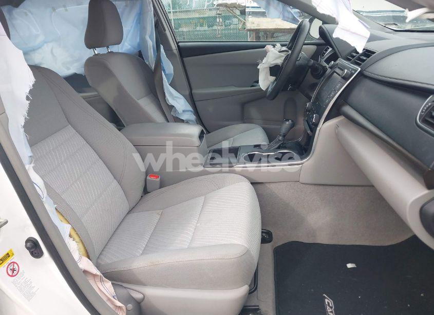 Photo 5 of 2015 Toyota Camry LE (VIN 4T4BF1FK0FR514116)