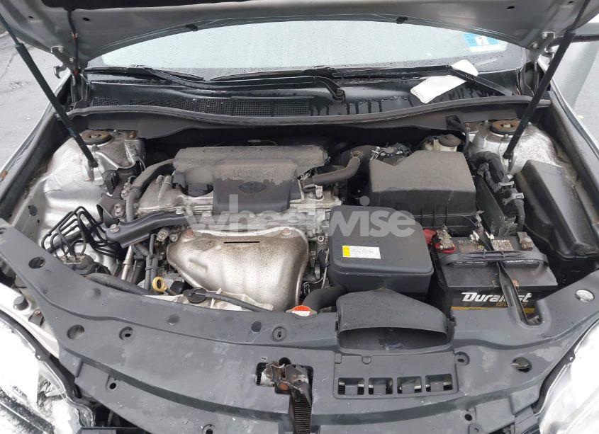 Photo 10 of 2016 Toyota Camry LE (VIN 4T4BF1FK0GR520838)