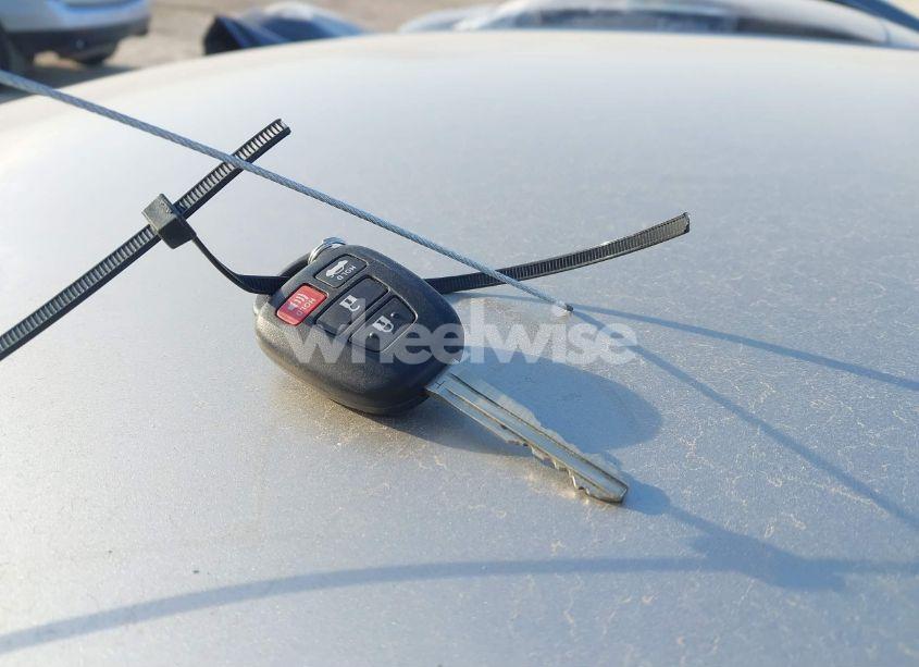 Photo 11 of 2016 Toyota Camry LE (VIN 4T4BF1FK0GR533931)