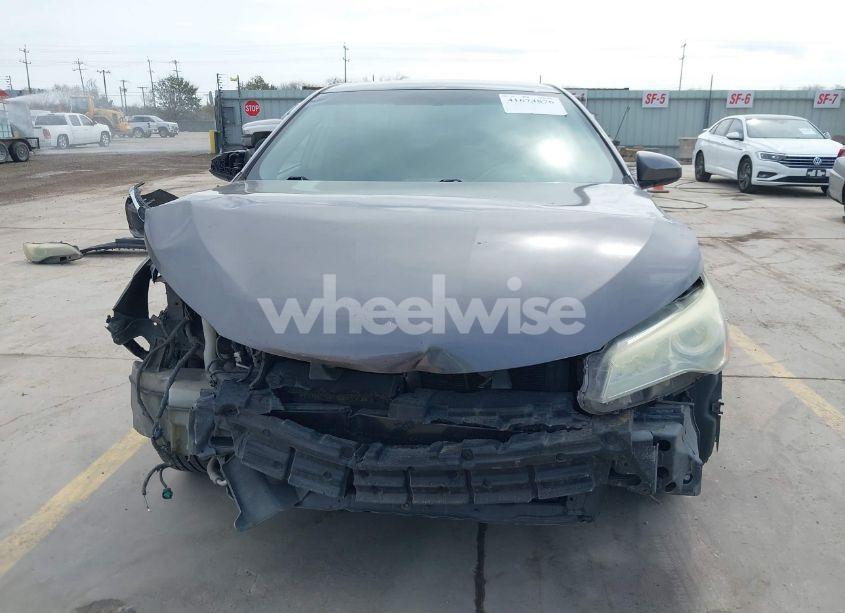 Photo 13 of 2016 Toyota Camry LE (VIN 4T4BF1FK0GR535663)