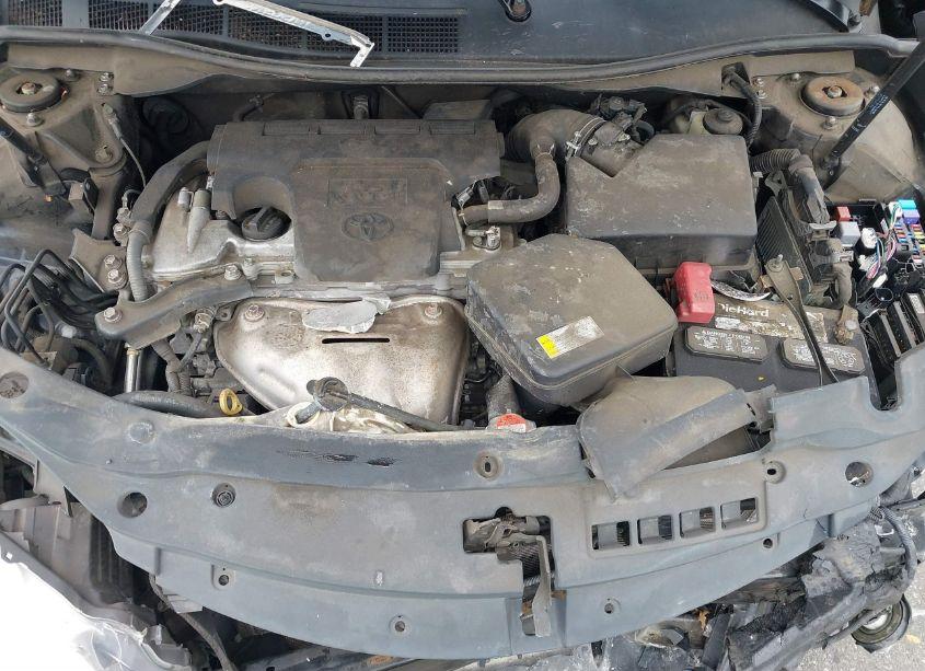 Photo 10 of 2016 Toyota Camry LE (VIN 4T4BF1FK0GR536473)