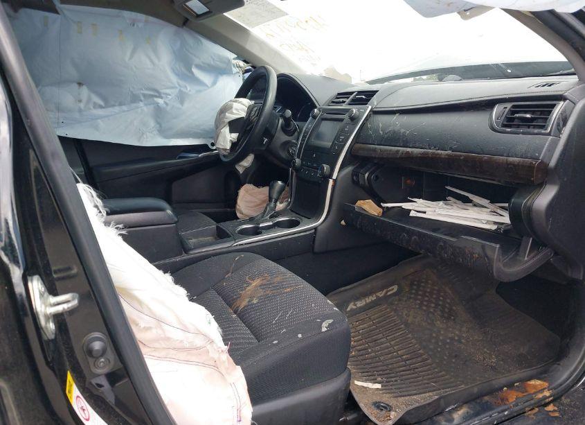 Photo 5 of 2016 Toyota Camry LE (VIN 4T4BF1FK0GR536473)