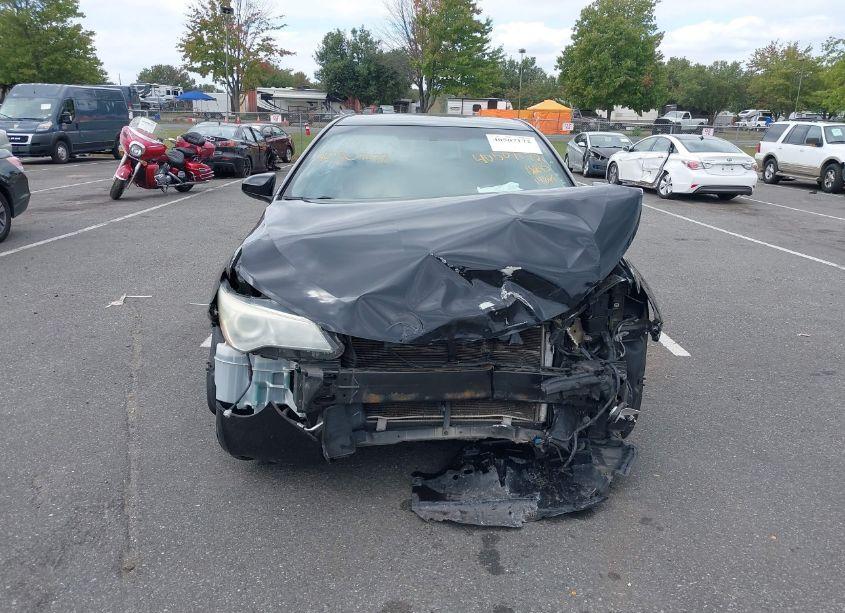 Photo 6 of 2016 Toyota Camry LE (VIN 4T4BF1FK0GR536473)