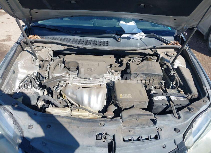 Photo 10 of 2016 Toyota Camry LE (VIN 4T4BF1FK0GR552740)