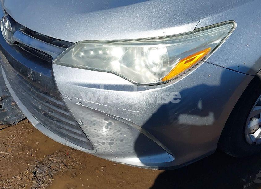 Photo 18 of 2016 Toyota Camry LE (VIN 4T4BF1FK0GR552740)