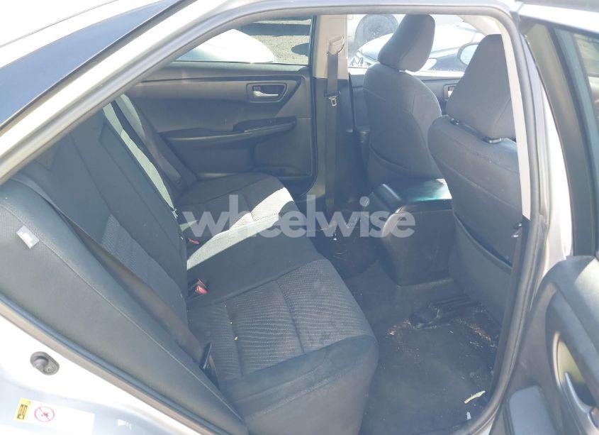 Photo 8 of 2016 Toyota Camry LE (VIN 4T4BF1FK0GR552740)