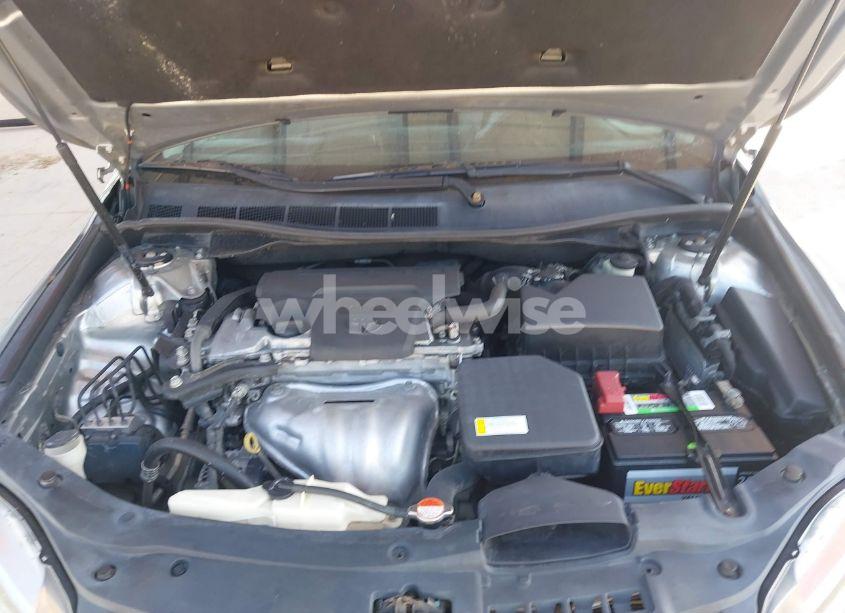 Photo 10 of 2016 Toyota Camry LE (VIN 4T4BF1FK0GR553208)