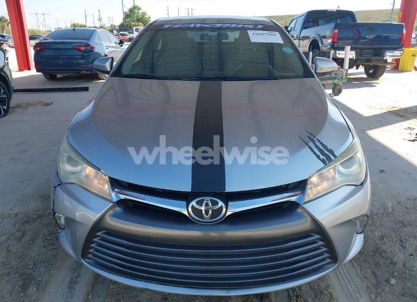 Photo 13 of 2016 Toyota Camry LE (VIN 4T4BF1FK0GR553208)