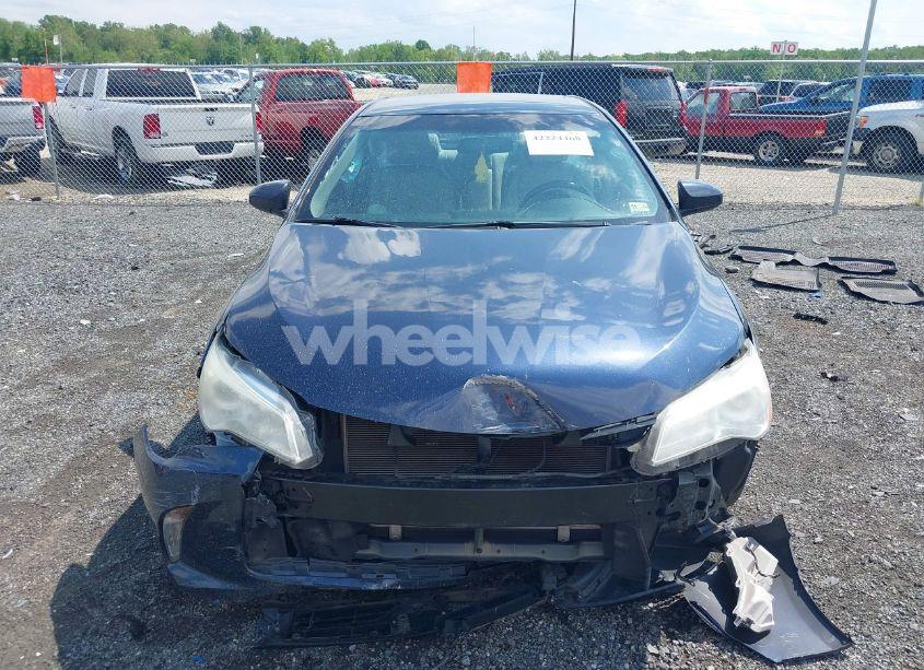 Photo 12 of 2016 Toyota Camry XLE (VIN 4T4BF1FK0GR564175)