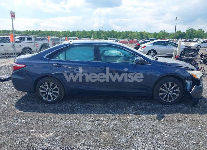 Photo 13 of 2016 Toyota Camry XLE (VIN 4T4BF1FK0GR564175)