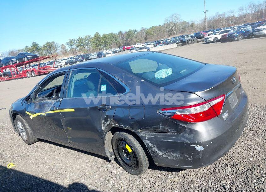 Photo 14 of 2016 Toyota Camry LE (VIN 4T4BF1FK0GR572812)