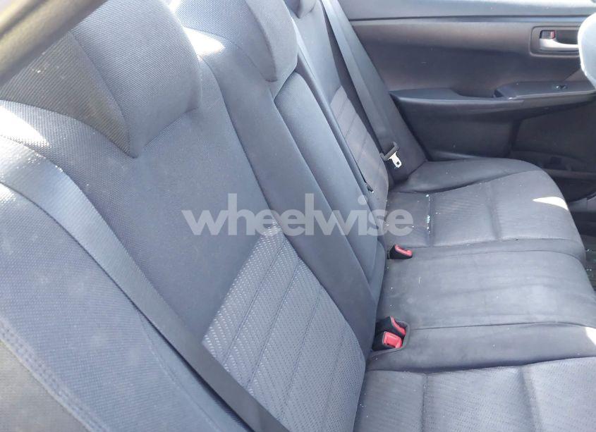 Photo 8 of 2016 Toyota Camry LE (VIN 4T4BF1FK0GR572812)