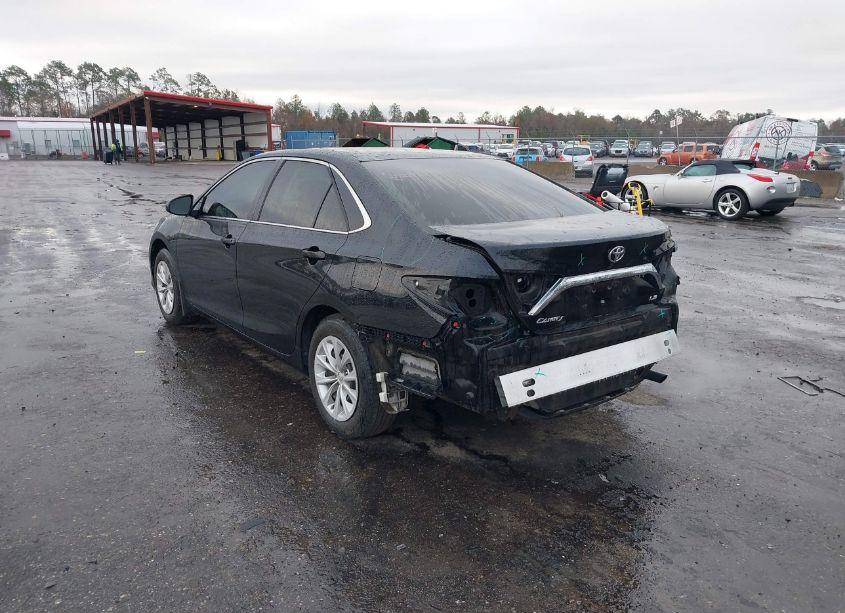 Photo 3 of 2016 Toyota Camry LE (VIN 4T4BF1FK0GR573314)