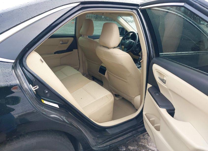 Photo 8 of 2016 Toyota Camry LE (VIN 4T4BF1FK0GR573314)