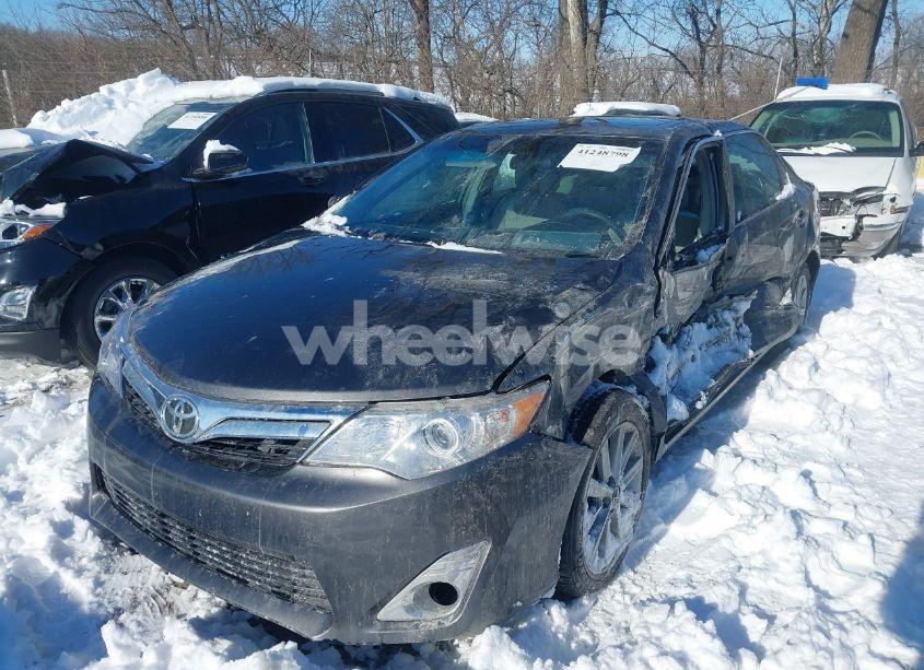 Photo 2 of 2012 Toyota Camry XLE (VIN 4T4BF1FK1CR161932)