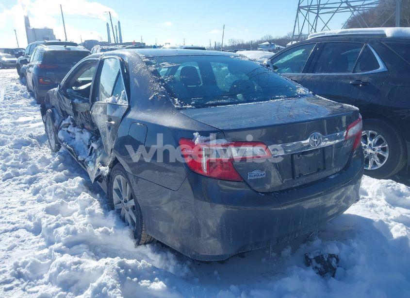 Photo 3 of 2012 Toyota Camry XLE (VIN 4T4BF1FK1CR161932)