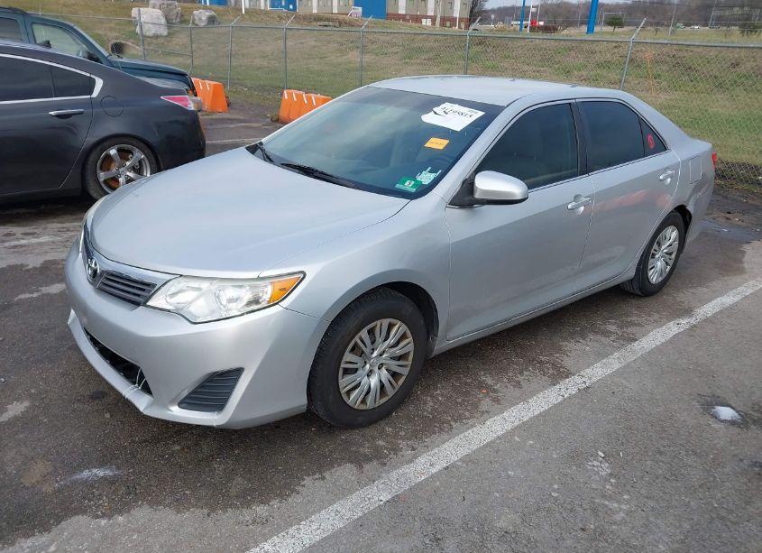 Photo 2 of 2012 Toyota Camry L (VIN 4T4BF1FK1CR169500)