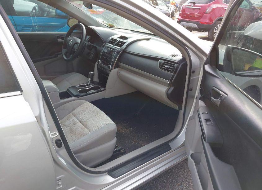 Photo 5 of 2012 Toyota Camry L (VIN 4T4BF1FK1CR169500)