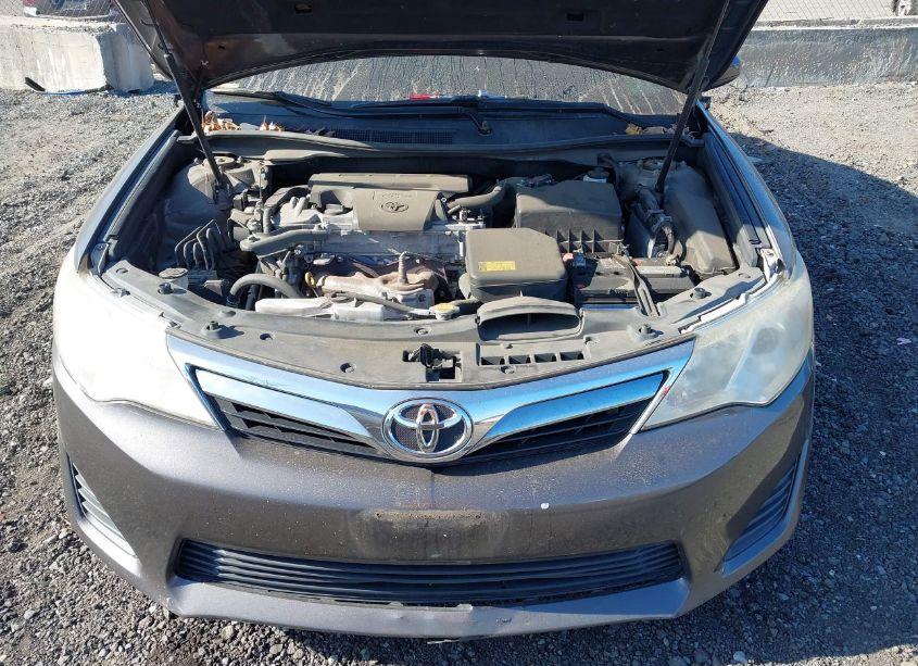 Photo 10 of 2012 Toyota Camry LE (VIN 4T4BF1FK1CR174728)