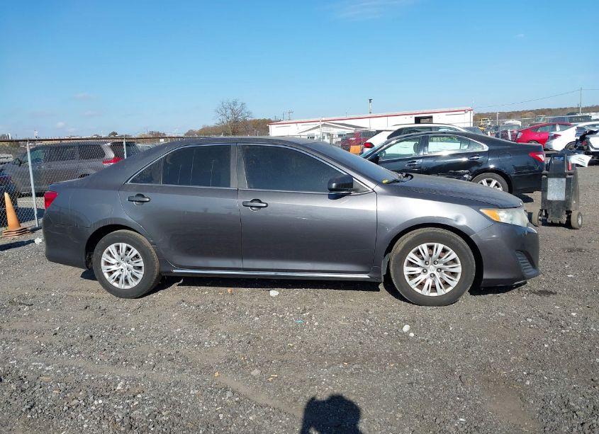Photo 13 of 2012 Toyota Camry LE (VIN 4T4BF1FK1CR174728)