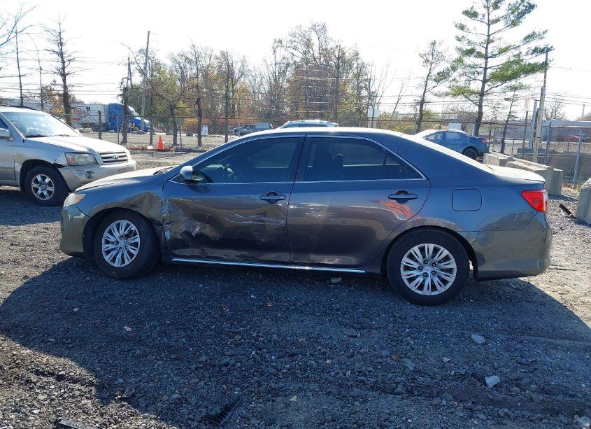 Photo 14 of 2012 Toyota Camry LE (VIN 4T4BF1FK1CR174728)