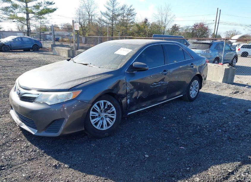 Photo 2 of 2012 Toyota Camry LE (VIN 4T4BF1FK1CR174728)