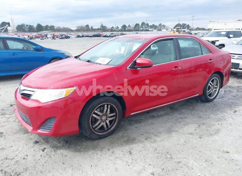 Photo 2 of 2012 Toyota Camry LE (VIN 4T4BF1FK1CR184627)