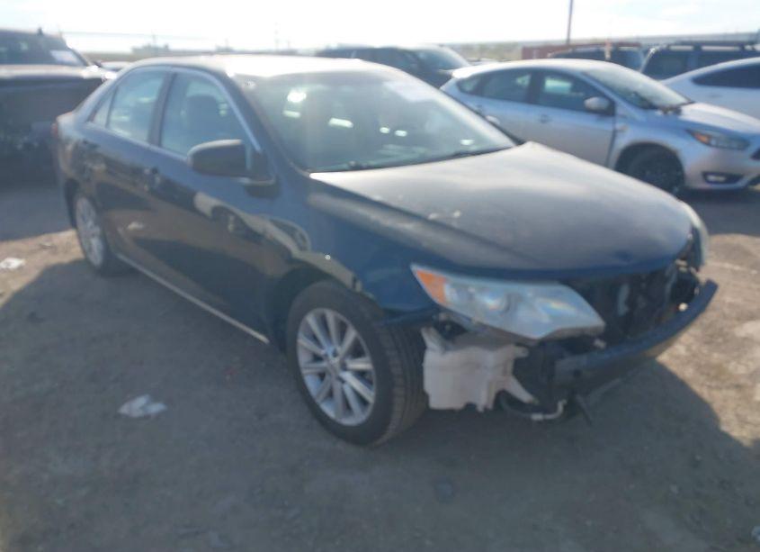 2012 Toyota Camry XLE (VIN 4T4BF1FK1CR193716) main photo