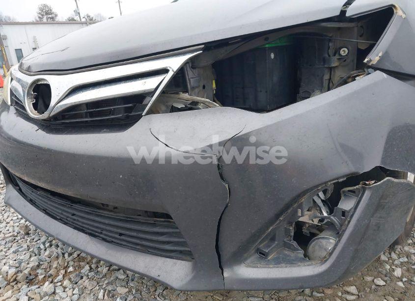 Photo 6 of 2012 Toyota Camry XLE (VIN 4T4BF1FK1CR211096)