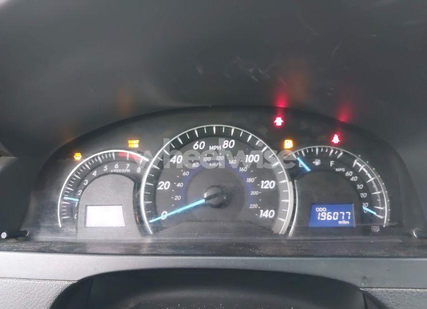 Photo 7 of 2012 Toyota Camry XLE (VIN 4T4BF1FK1CR211096)