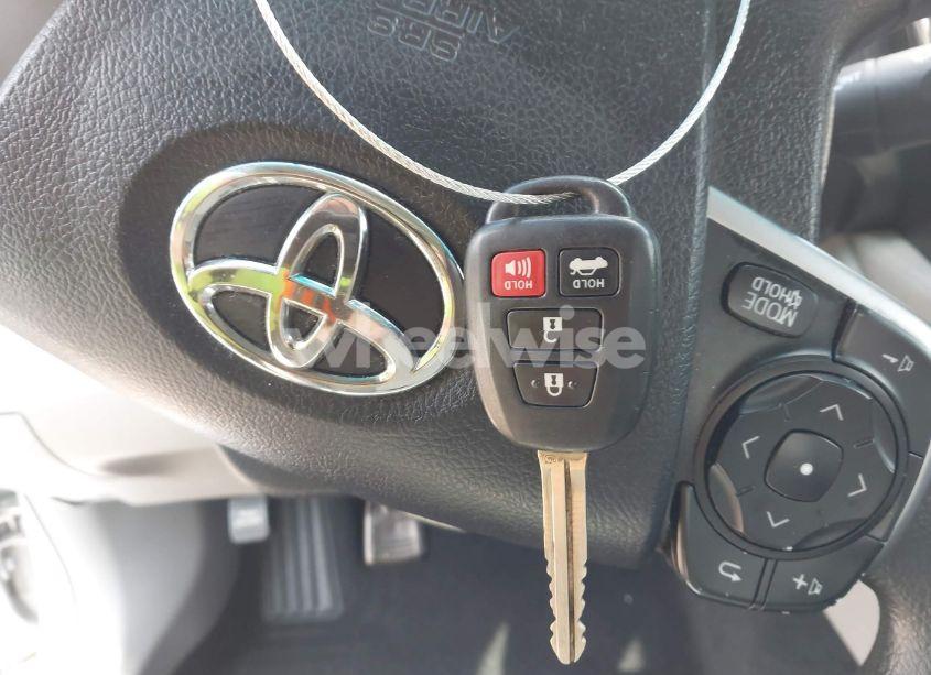 Photo 11 of 2012 Toyota Camry LE (VIN 4T4BF1FK1CR260587)