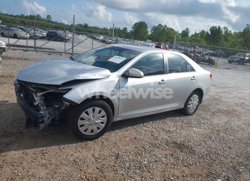 Photo 2 of 2012 Toyota Camry LE (VIN 4T4BF1FK1CR260587)