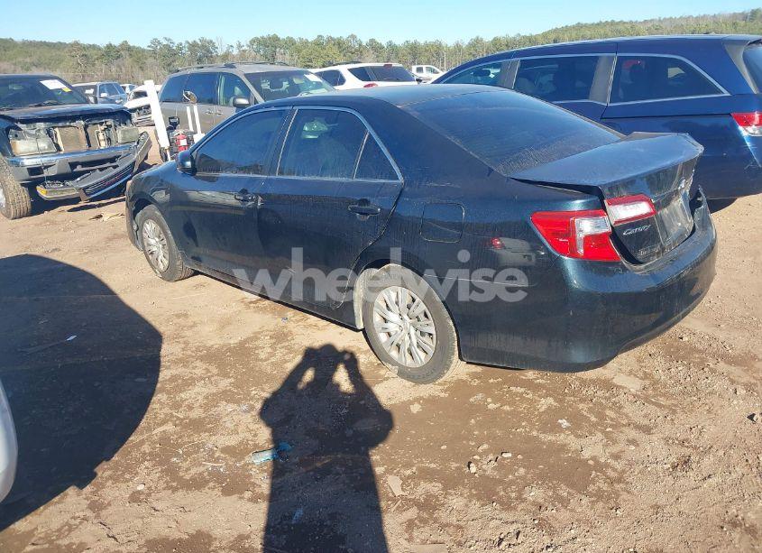 Photo 3 of 2013 Toyota Camry L (VIN 4T4BF1FK1DR293980)