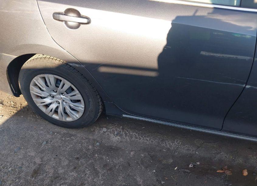 Photo 20 of 2013 Toyota Camry LE (VIN 4T4BF1FK1DR300135)