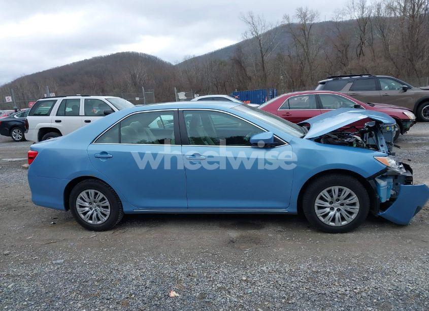 Photo 13 of 2013 Toyota Camry LE (VIN 4T4BF1FK1DR300720)