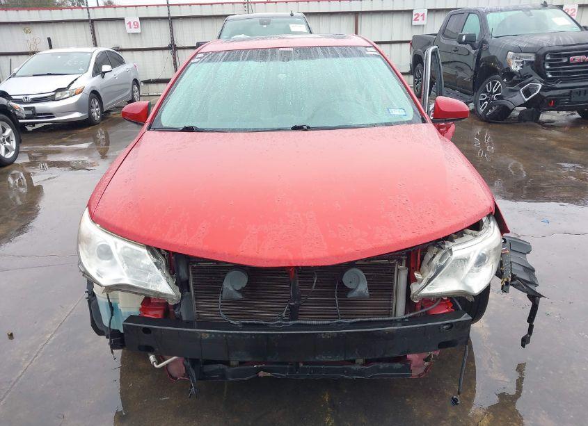 Photo 13 of 2013 Toyota Camry XLE (VIN 4T4BF1FK1DR326976)