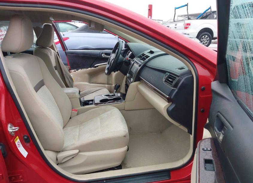 Photo 5 of 2013 Toyota Camry XLE (VIN 4T4BF1FK1DR326976)