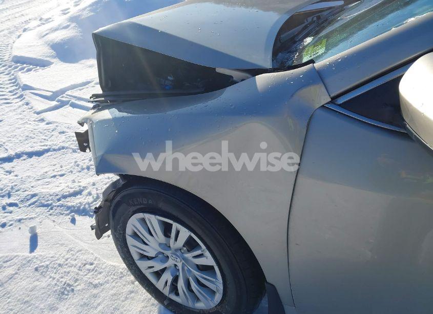 Photo 18 of 2013 Toyota Camry LE (VIN 4T4BF1FK1DR328937)