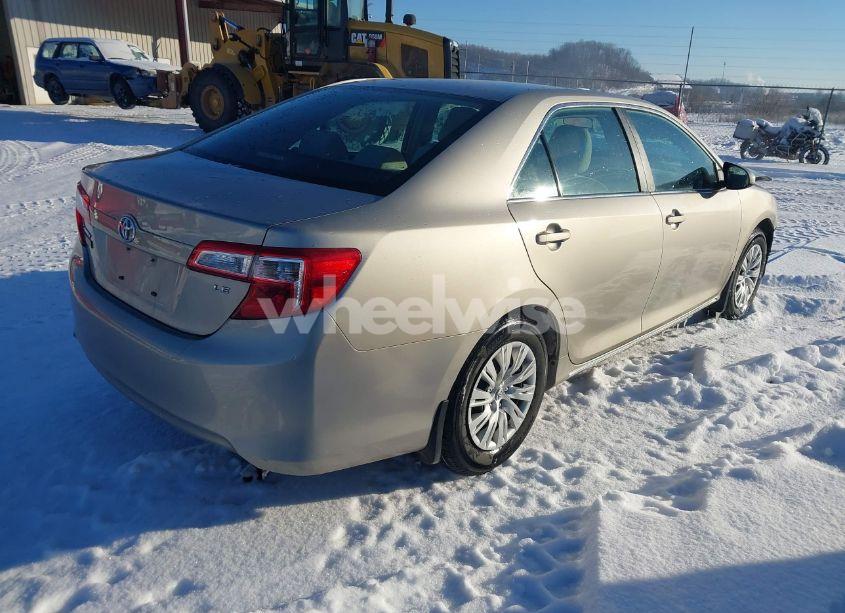 Photo 4 of 2013 Toyota Camry LE (VIN 4T4BF1FK1DR328937)