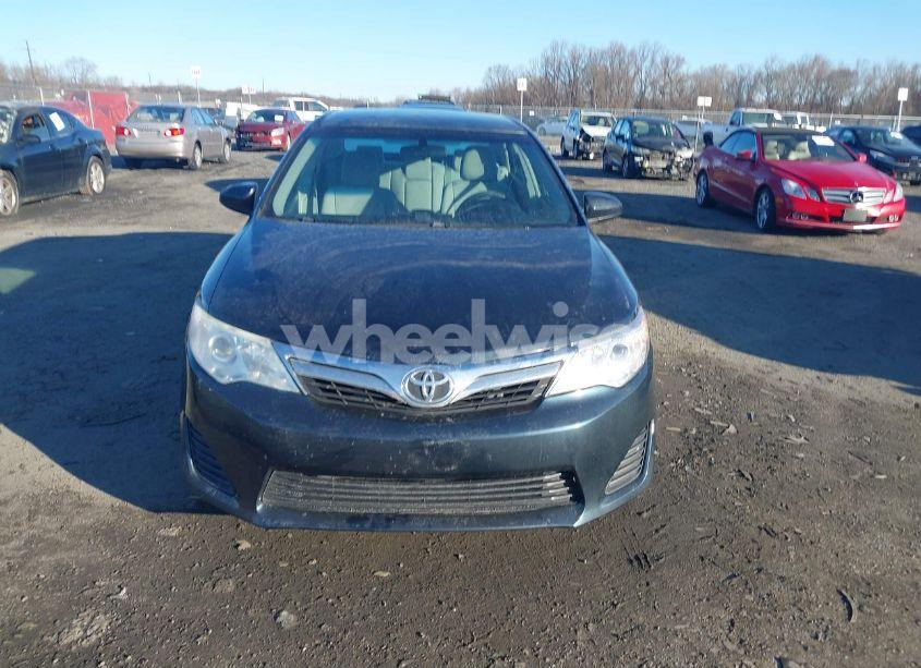 Photo 12 of 2013 Toyota Camry LE (VIN 4T4BF1FK1DR330414)