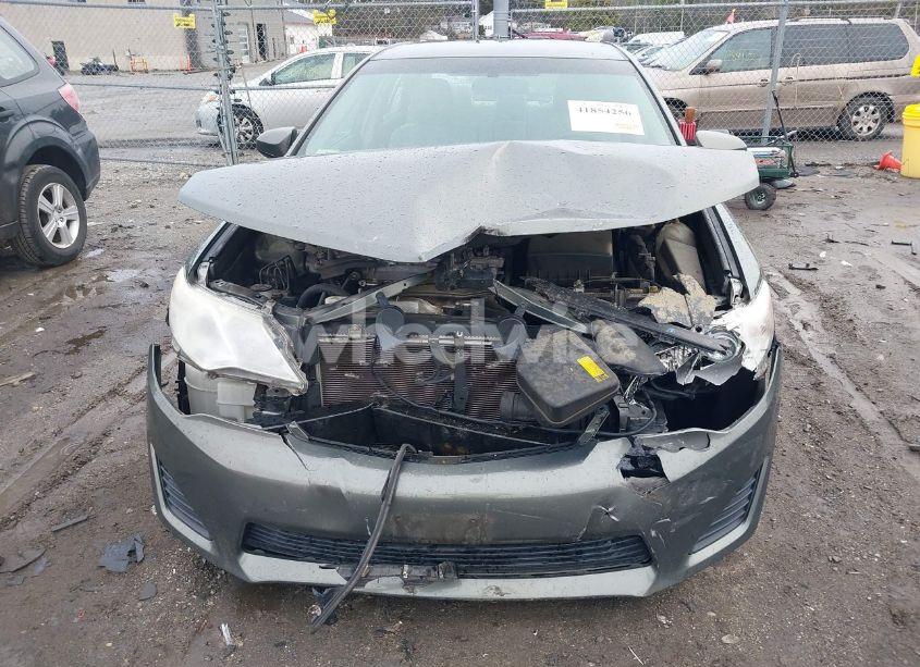 Photo 12 of 2013 Toyota Camry LE (VIN 4T4BF1FK1DR330705)