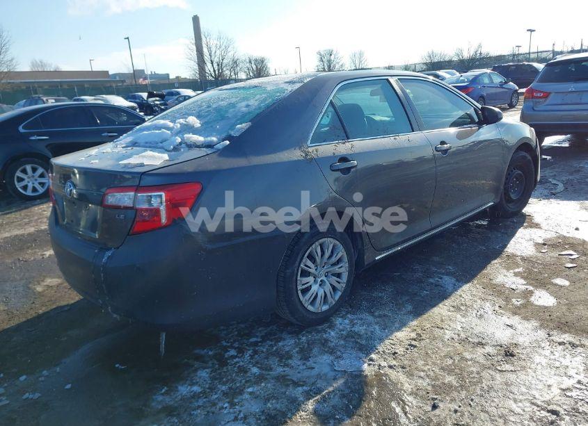 Photo 4 of 2014 Toyota Camry LE (VIN 4T4BF1FK1ER362409)