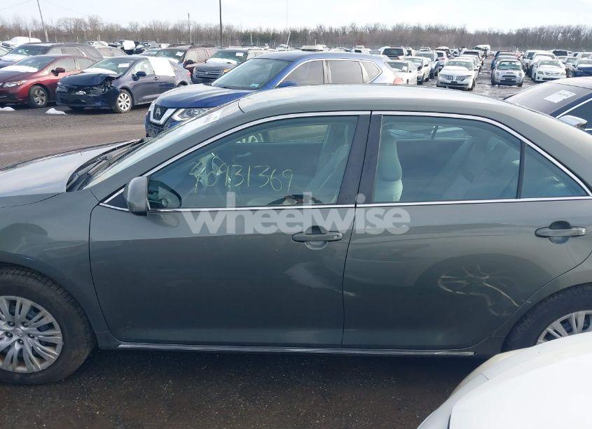 Photo 14 of 2014 Toyota Camry LE (VIN 4T4BF1FK1ER365441)