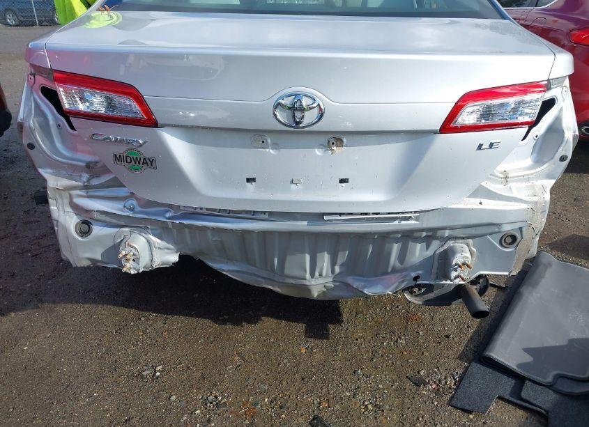 Photo 6 of 2014 Toyota Camry LE (VIN 4T4BF1FK1ER369845)