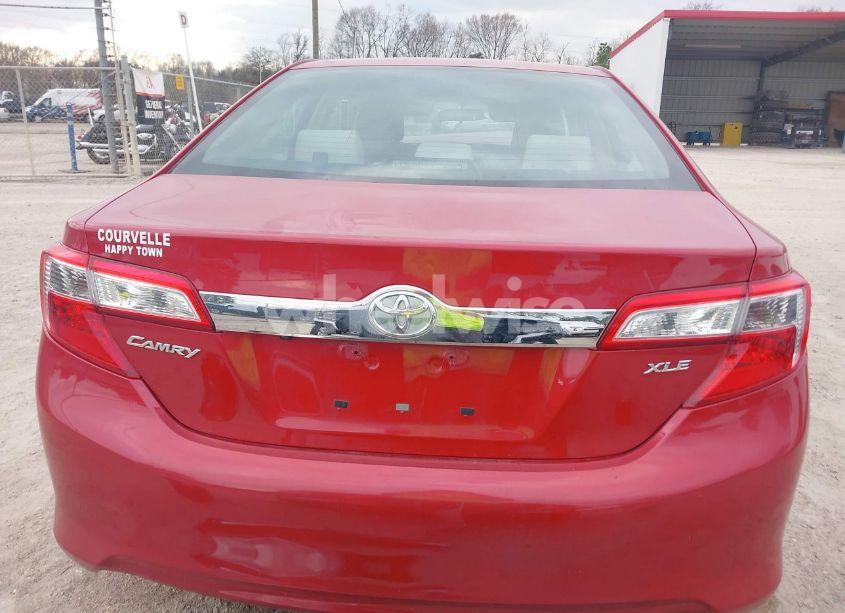 Photo 17 of 2014 Toyota Camry XLE (VIN 4T4BF1FK1ER375189)