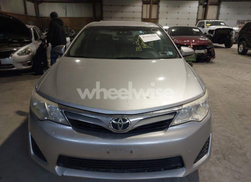 Photo 12 of 2014 Toyota Camry LE (VIN 4T4BF1FK1ER387410)