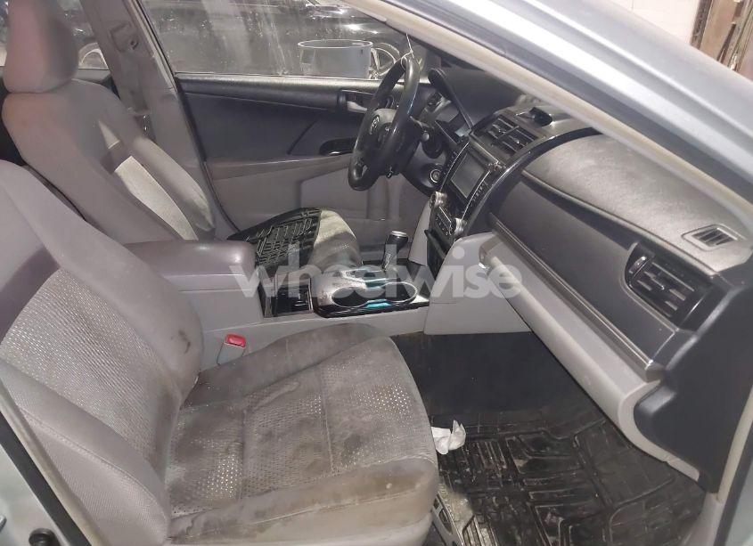 Photo 5 of 2014 Toyota Camry LE (VIN 4T4BF1FK1ER387410)